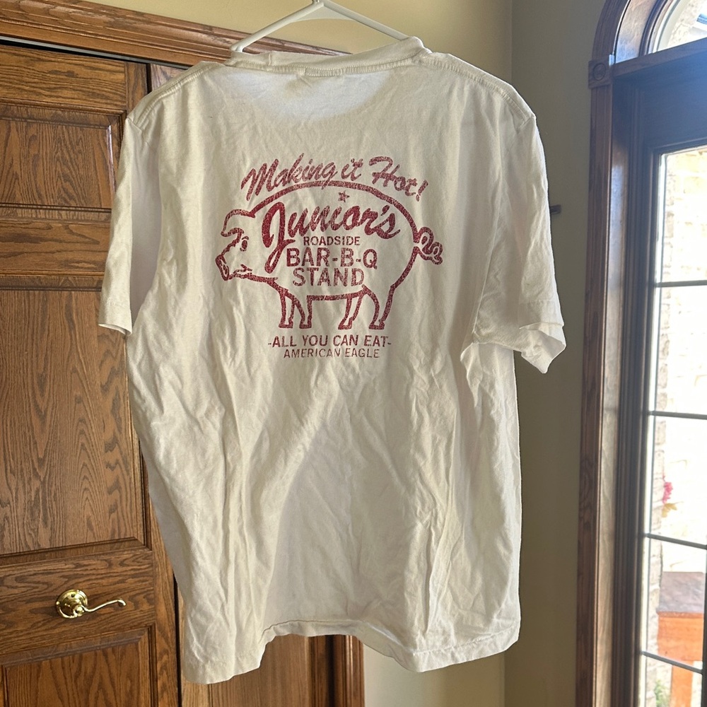 American Eagle Outfitters Graphic T-Shirt!
